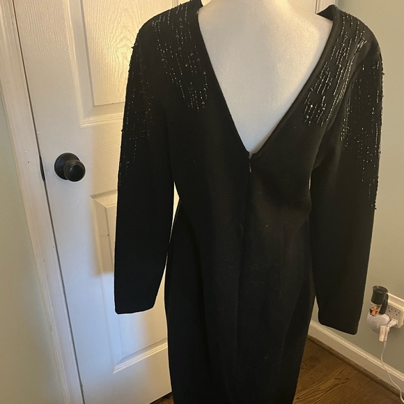 Elegant Sweater Dress - Picture 2 of 3